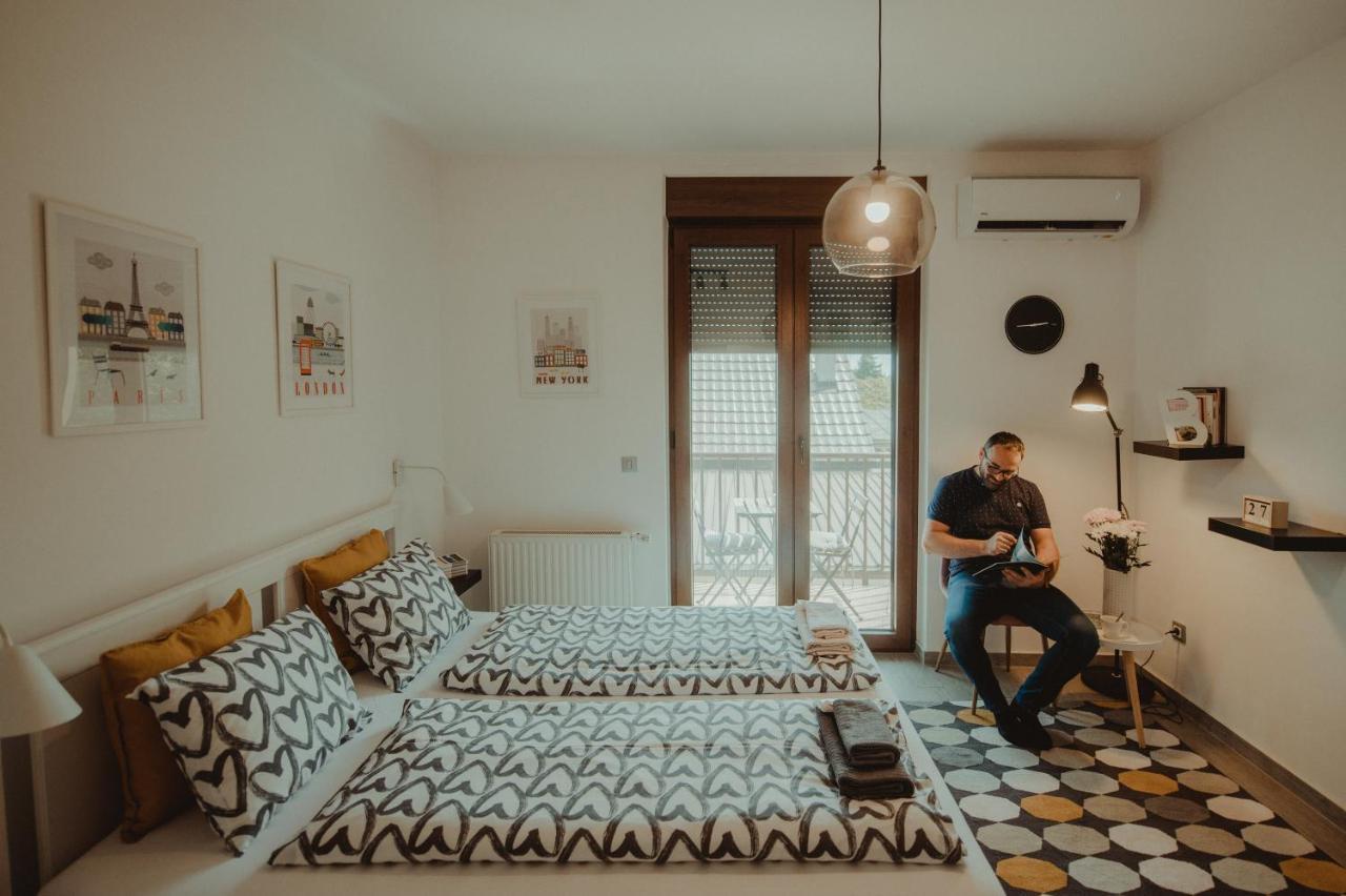 Studio Apartman Centar Ðakovo Eksteriør billede