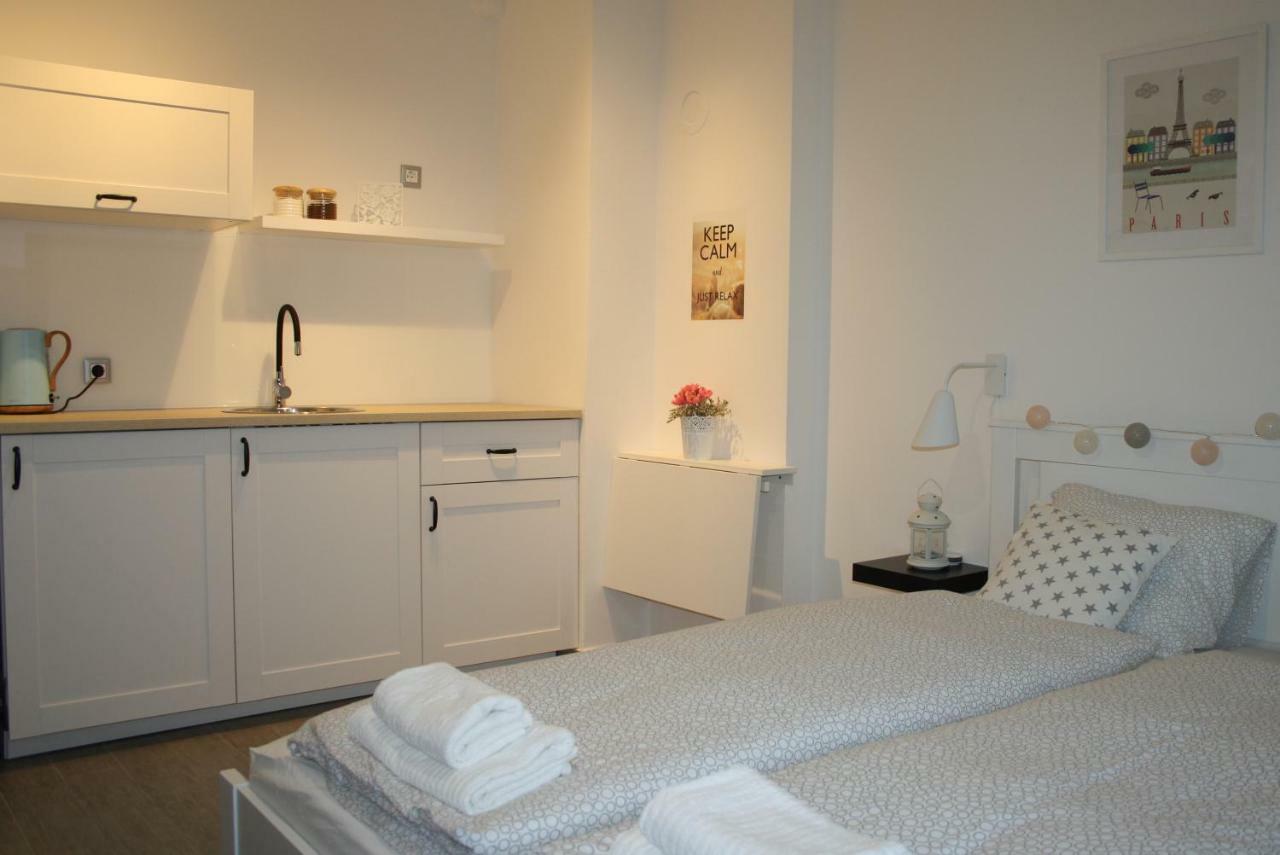 Studio Apartman Centar Ðakovo Eksteriør billede
